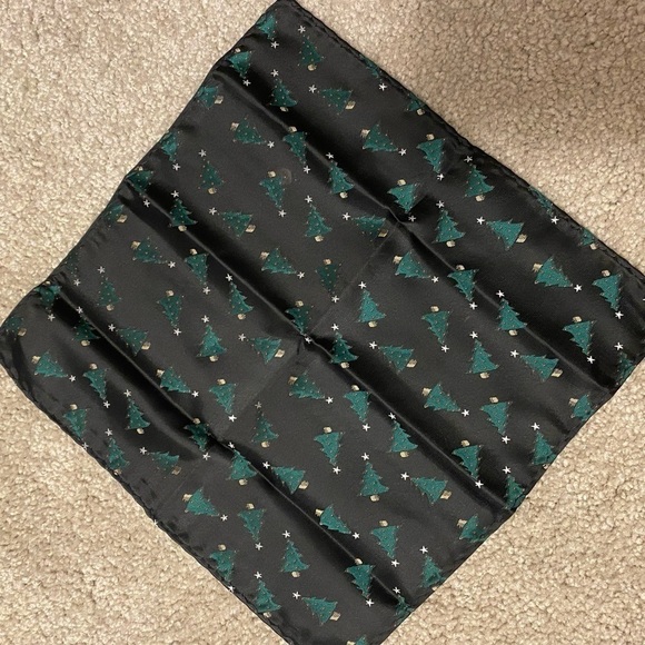Christmas Tree Handkerchief - Picture 1 of 6